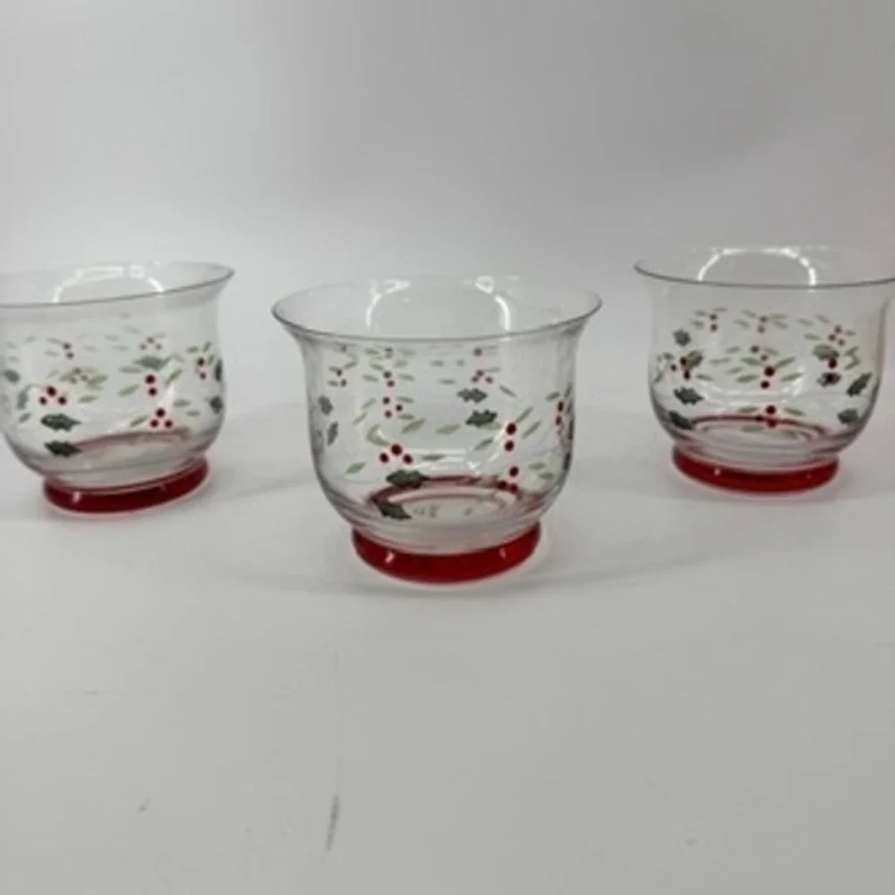Pfaltzgraff Winterberry Glass Votive Candle Holders Set of 3 Red Footed‎ Holly